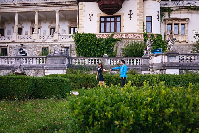 FOTOVIVA Fotografii logodnă  Sinaia Castelul Peleș 