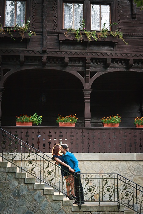 FOTOVIVA Fotografii logodnă  Sinaia Castelul Peleș 