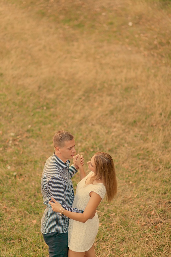 FOTOVIVA Fotografii logodnă  Câmpina 