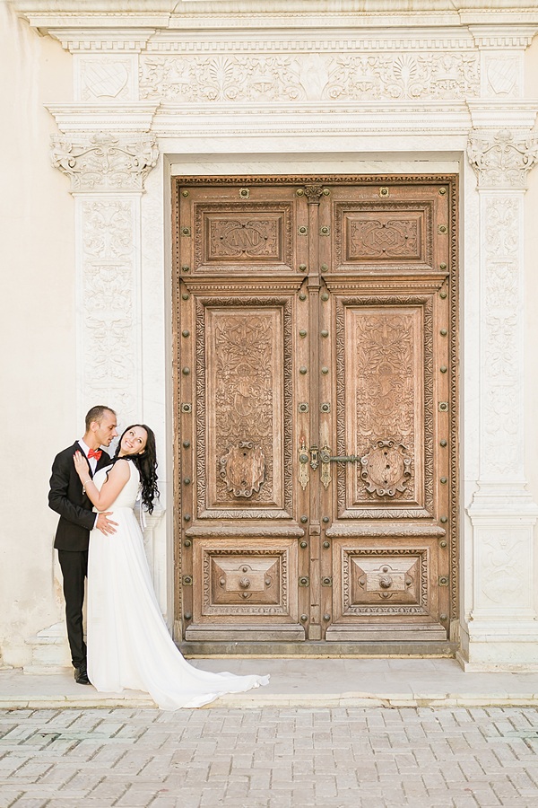 FOTOVIVA Fotografii după nuntă  Sinaia Castelul Peleș 