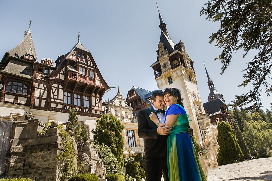 FOTOVIVA Fotografii după nuntă  Sinaia Castelul Peleș 