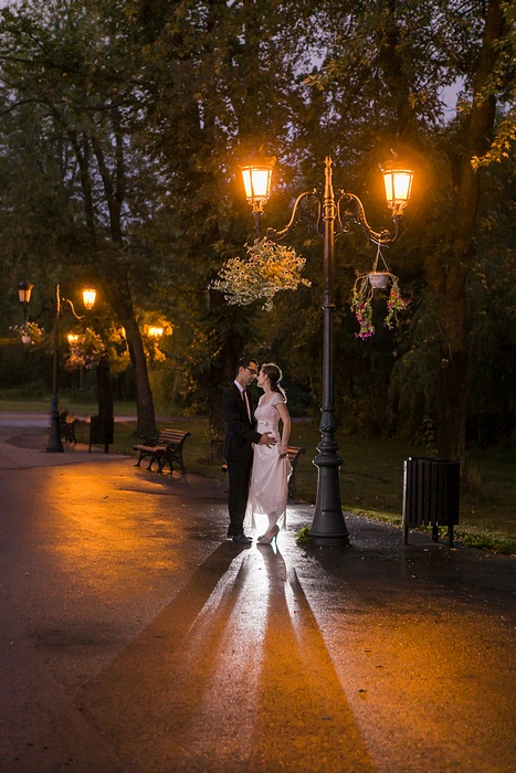 FOTOVIVA Fotografii după nuntă  Palatul Mogoșoaia 