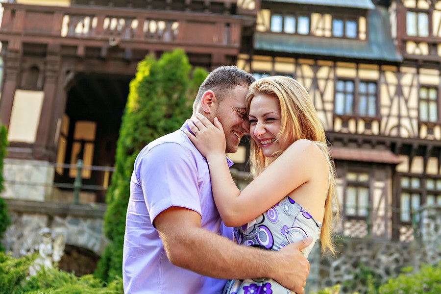 FOTOVIVA Fotografii logodnă  Sinaia Castelul Peleș 