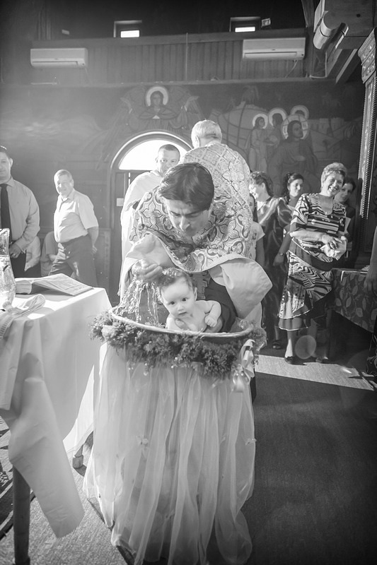 FOTOVIVA Fotografii botez și nou născut  Comarnic 