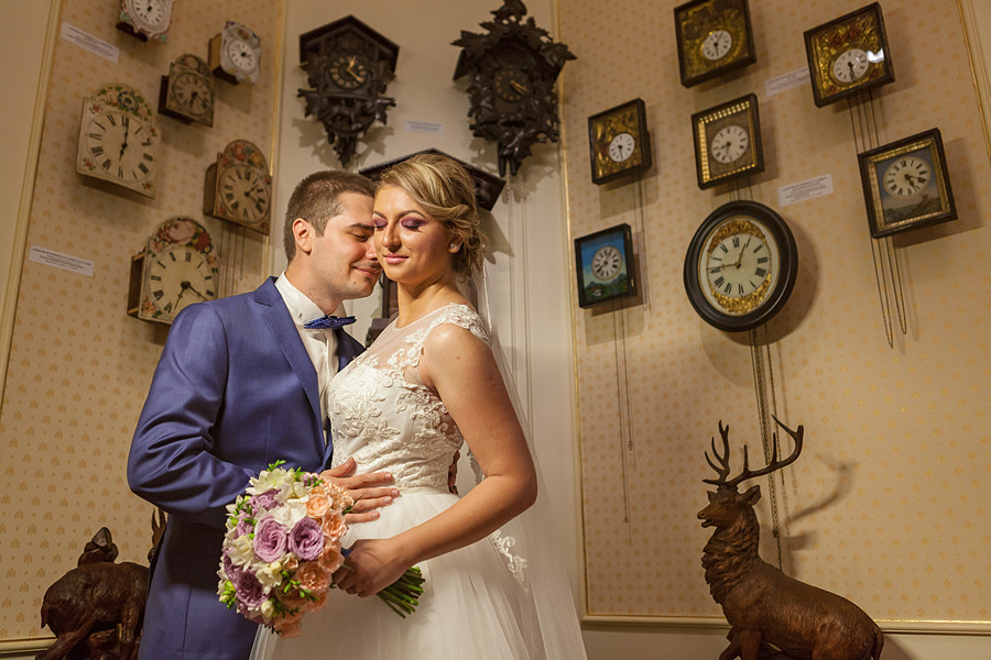 FOTOVIVA Fotografii de nuntă  Ploiești Muzeul Ceasului 